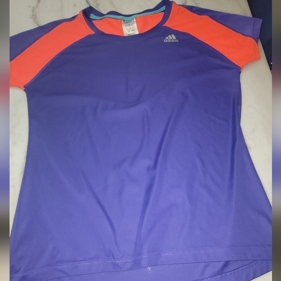 2/30 adidas purple athletic tee SZ M - Picture 3 of 5